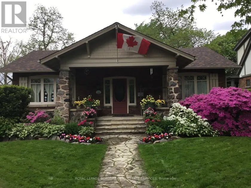 Detached at 569 LOCUST STREET, Burlington