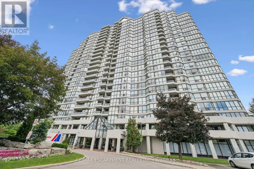 Apartment at 2309 - 3 ROWNTREE ROAD, Toronto (Mount Olive-Silverstone-Jamestown)