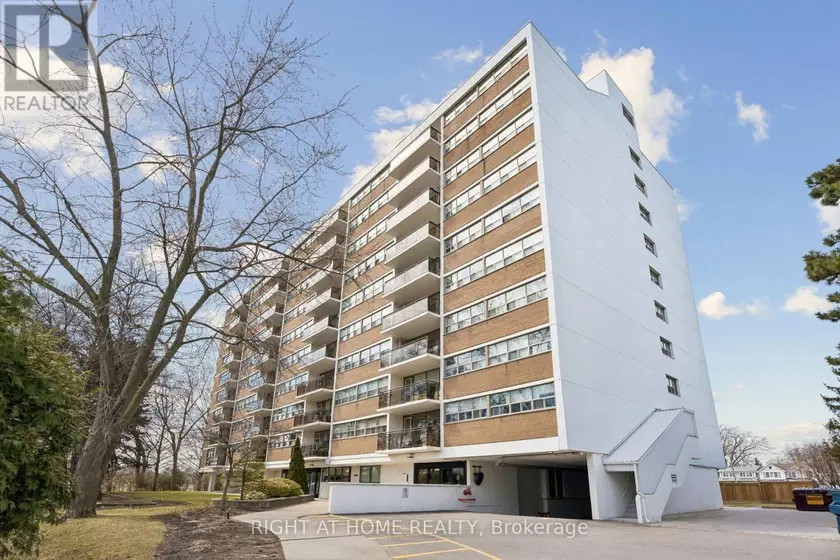 Apartment at 207 - 212 KERR STREET, Oakville