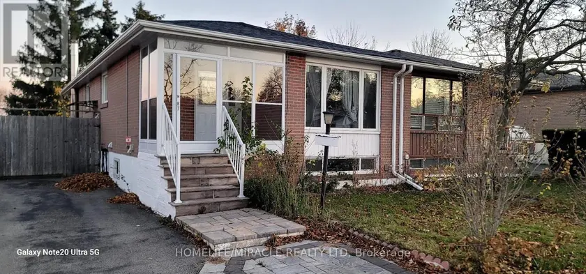 Semi-Detached/Link at 2498 HARMAN COURT, Mississauga