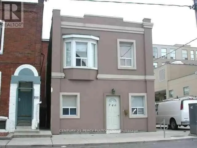 Detached at BSMT - 746 LANSDOWNE AVENUE, Toronto
