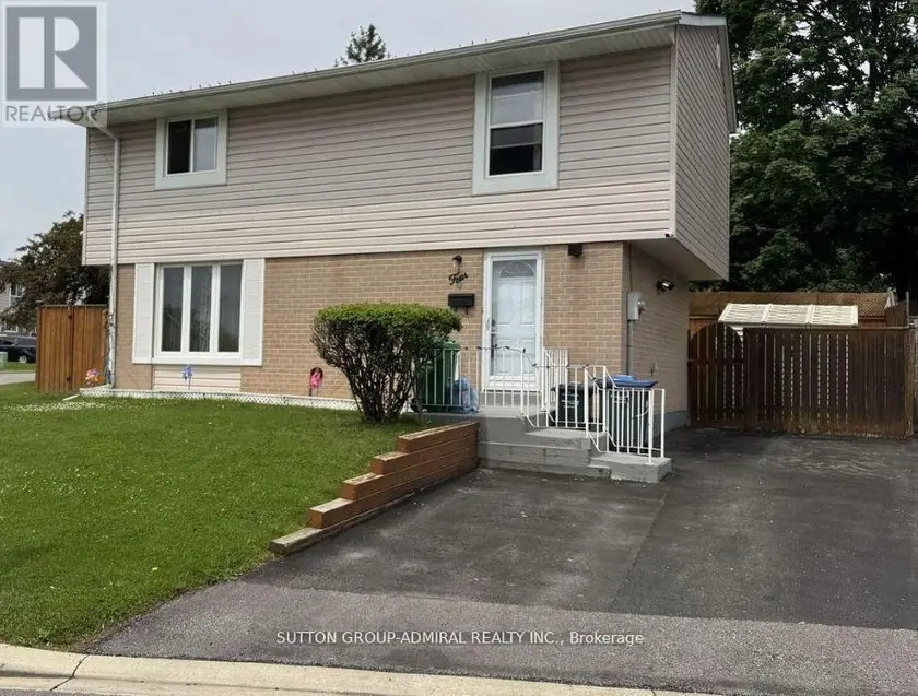 Detached at 4 HARDCASTLE COURT, Brampton