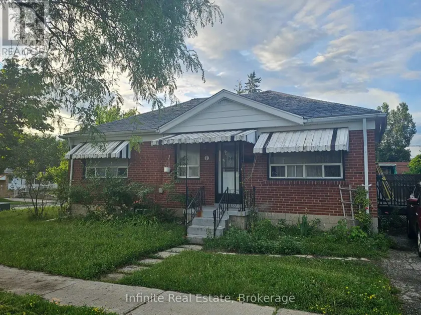 Detached at 1 LEDUC DRIVE, Toronto
