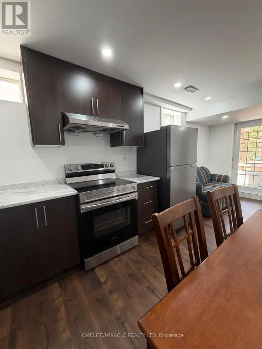 Detached at 28 MEADOWGLEN BOULEVARD, Halton Hills