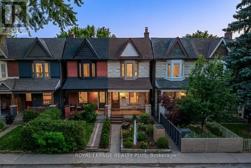 Semi-Detached/Link at 39 MARIA STREET, Toronto