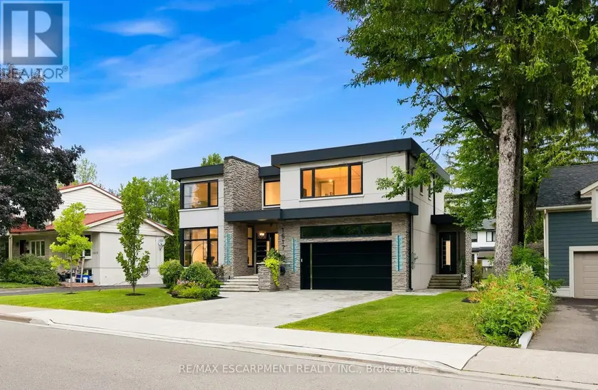Detached at 1617 TROTWOOD AVENUE, Mississauga