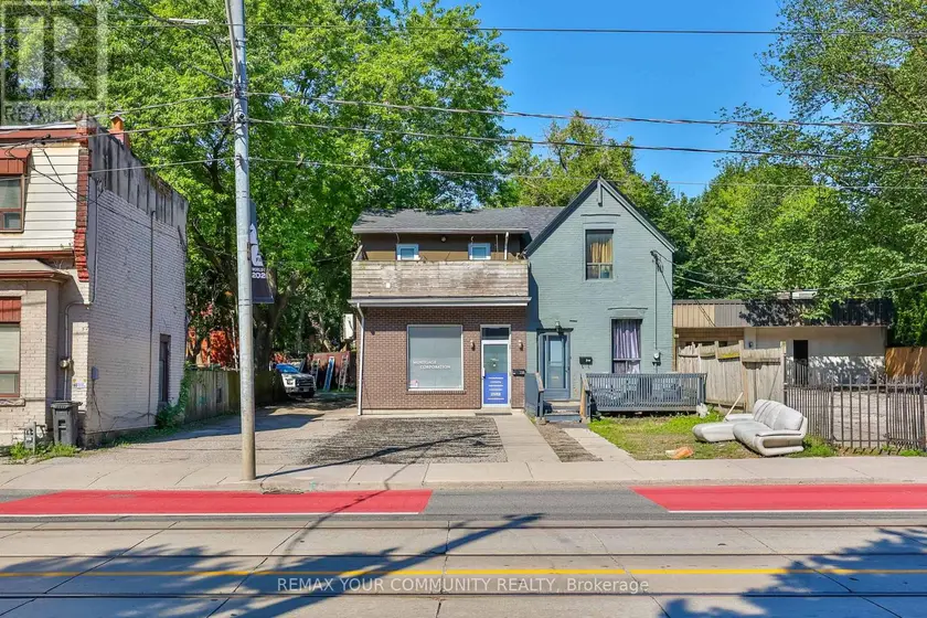 Semi-Detached/Link at 316 DUFFERIN STREET, Toronto