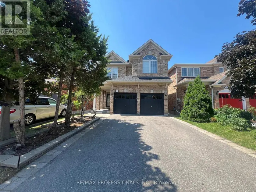 Detached at 3895 HENRIETTA WAY, Mississauga