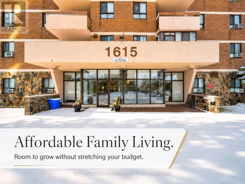 Apartment at 801 - 1615 BLOOR STREET, Mississauga (Applewood)