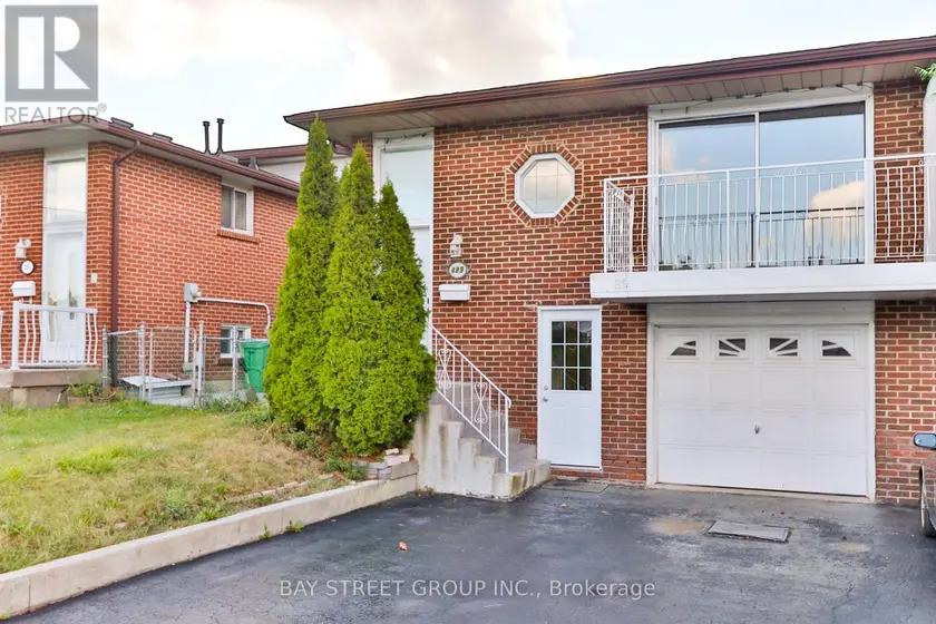 Semi-Detached/Link at UPPER UNIT - 489 FERGO AVENUE, Mississauga