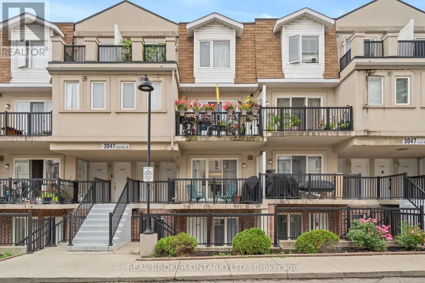 Townhouse at 2066 - 3047 FINCH AVENUE W, Toronto (Humbermede)