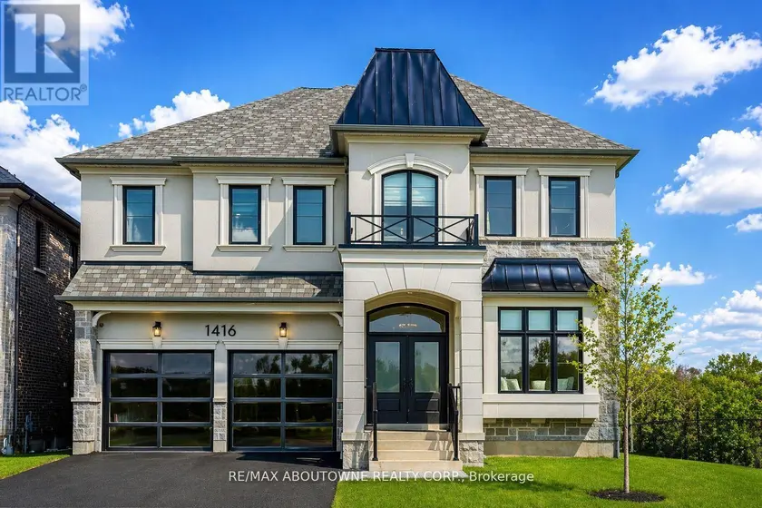 Detached at 1416 FORD STRATHY CRESCENT S, Oakville