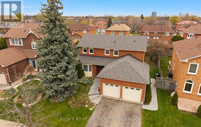 Detached at 72 BRYDON CRESCENT, Brampton