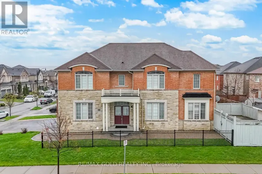 Detached at 26 DRUMMONDVILLE DRIVE, Brampton
