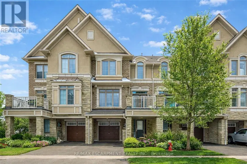 Townhouse at 74 - 2435 GREENWICH DRIVE, Oakville