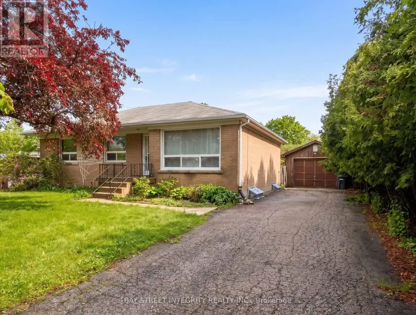 Detached at 505 SANDMERE PLACE, Oakville