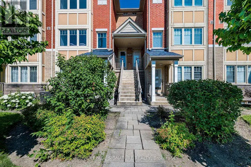 Townhouse at 17 - 3985 EGLINTON AVENUE W, Mississauga
