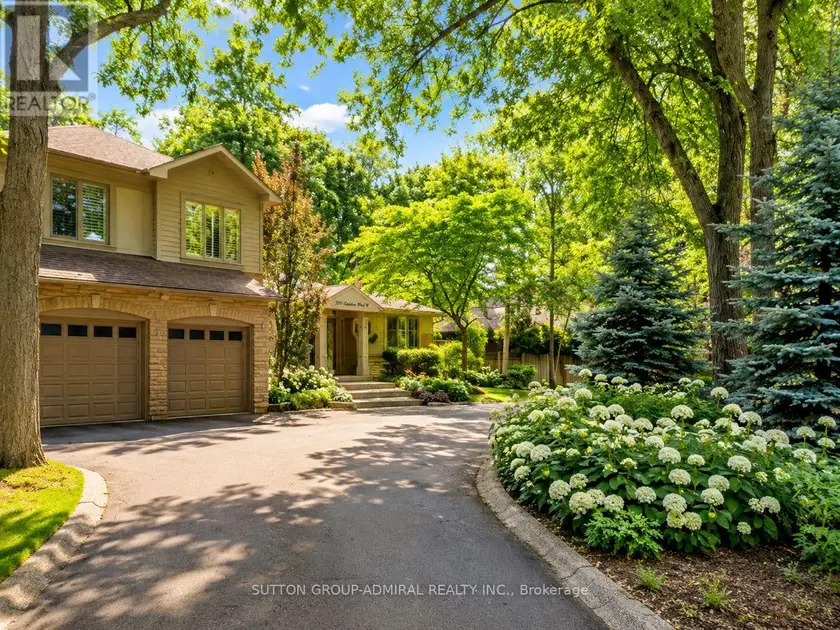 Detached at 3338 LAKESHORE ROAD W, Oakville
