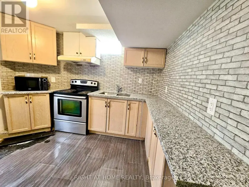 Townhouse at B - 55 VELVET GRASS LANE, Brampton