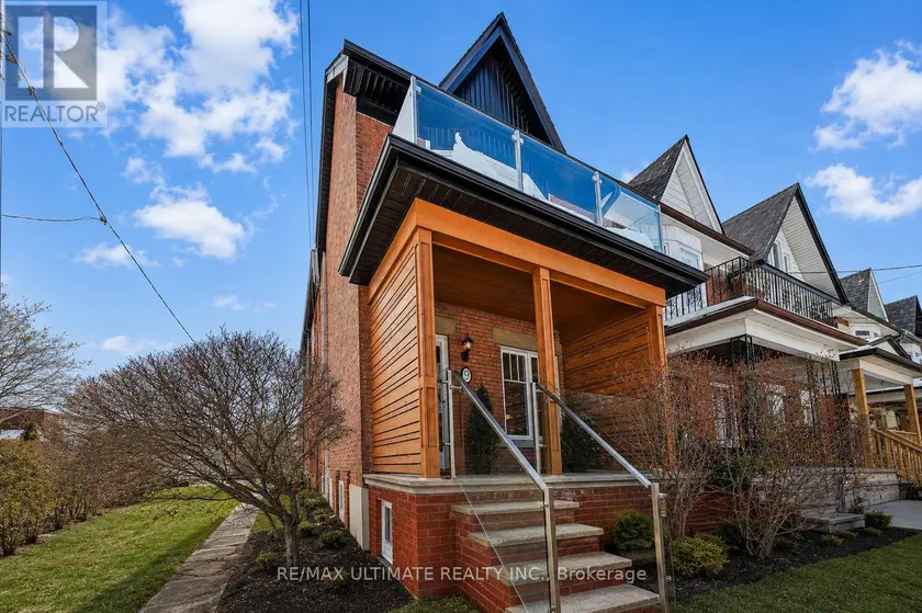 Semi-Detached/Link at BASEMENT - 9 SOUTHVIEW AVENUE, Toronto