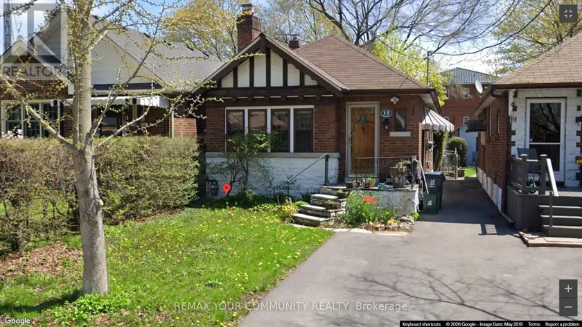 Detached at 13 TENTH STREET, Toronto