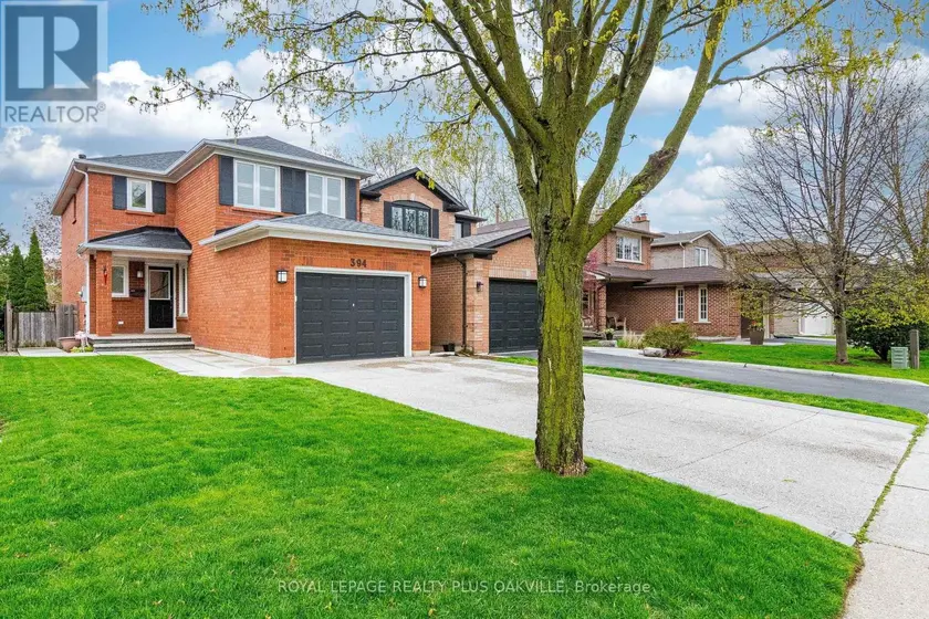 Detached at 394 MAIDSTONE CRESCENT, Oakville