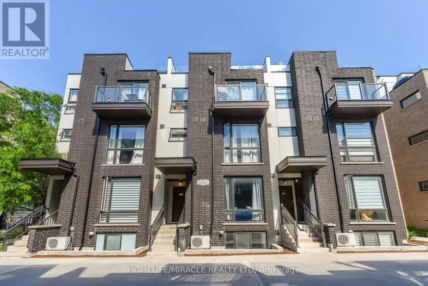 Townhouse at 122 - 32 FIELDWAY ROAD, Toronto