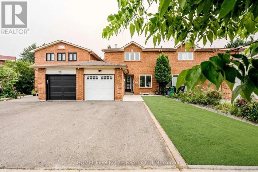 Semi-Detached/Link at 38 WHITEHAVEN DRIVE, Brampton