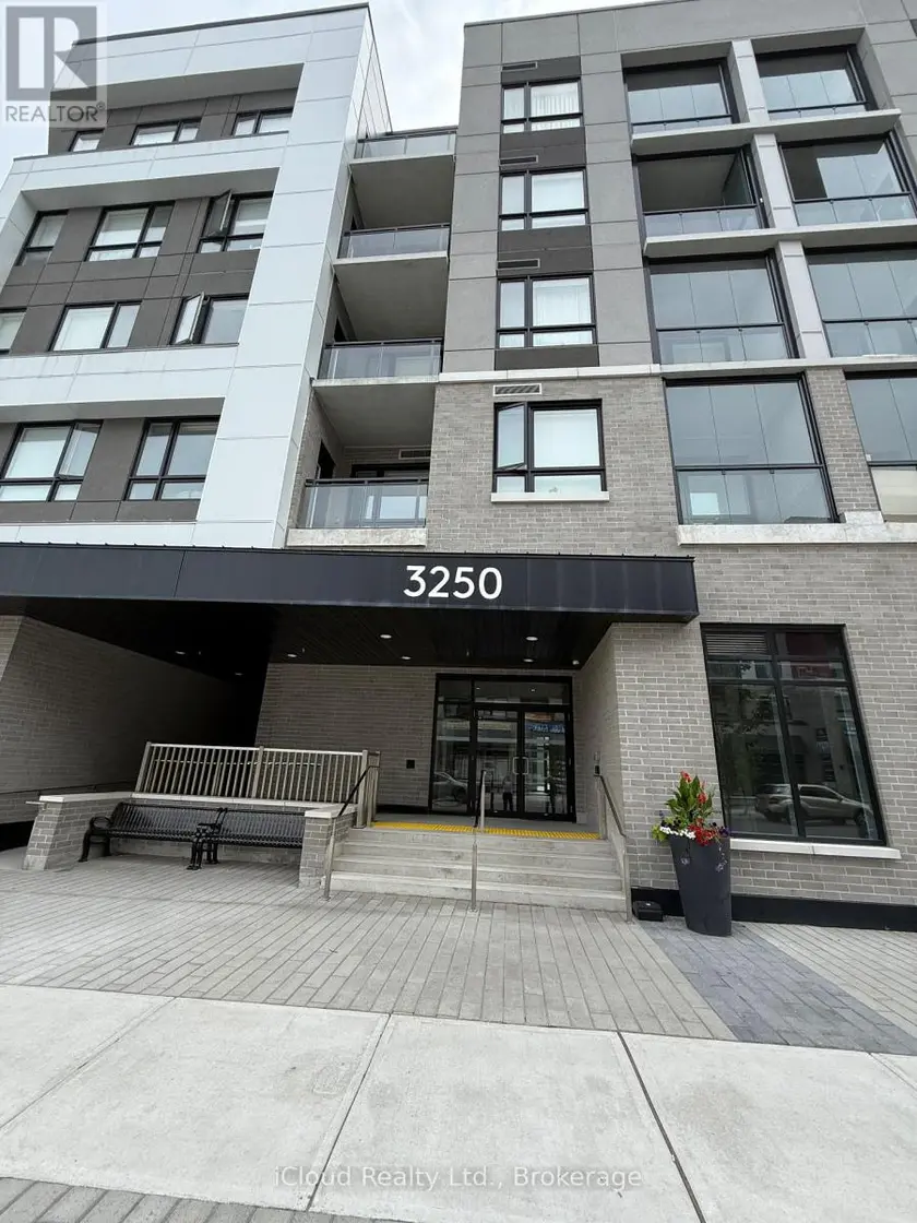 Apartment at 305 - 3250 CARDING MILL TRAIL, Oakville