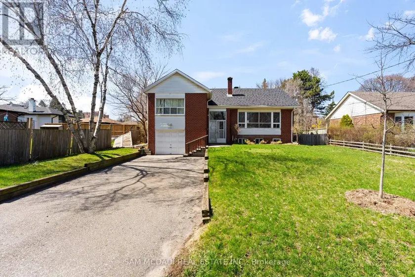Detached at 1821 CHRISTOPHER ROAD, Mississauga