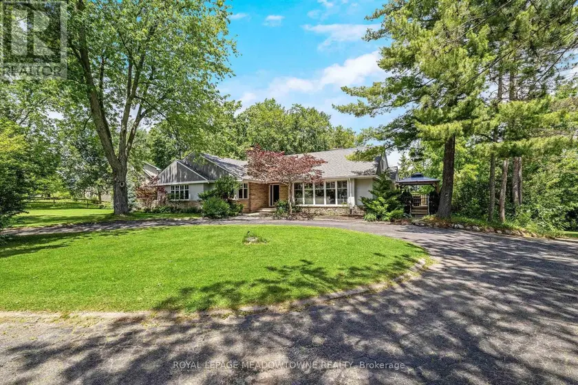 Detached at 161 CONFEDERATION STREET, Halton Hills