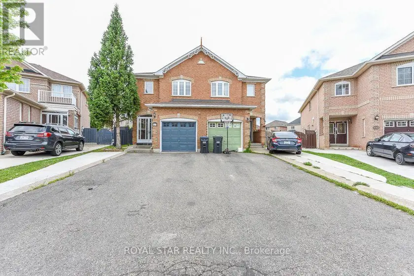 Semi-Detached/Link at 118 TILLER TRAIL, Brampton