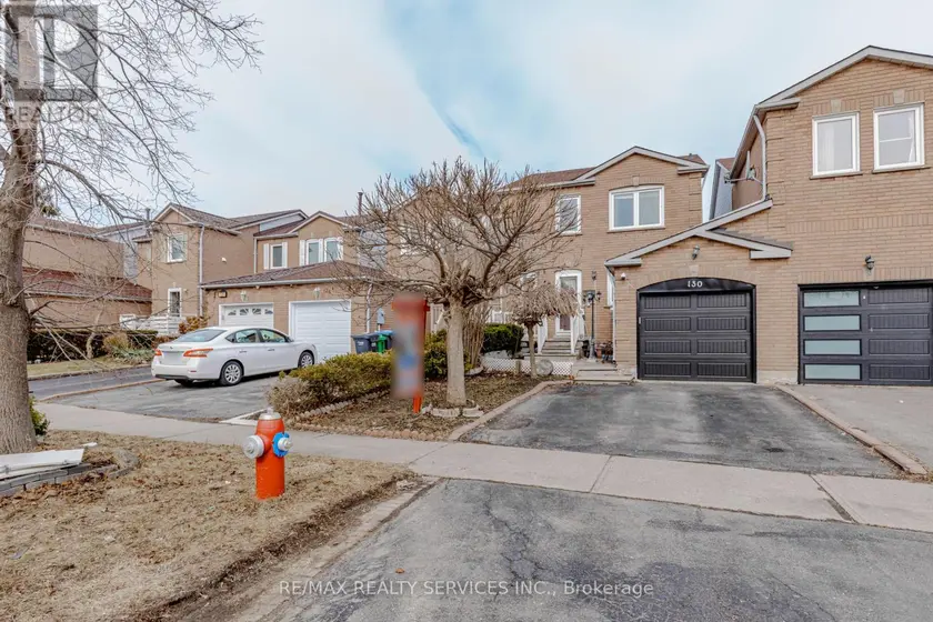 Townhouse at 130 CUTTERS CRESCENT, Brampton