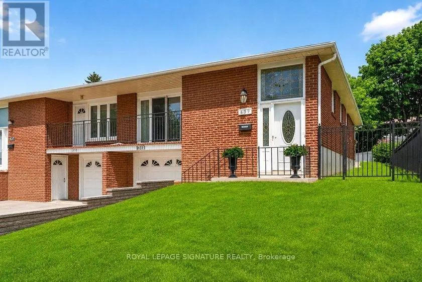 Semi-Detached/Link at 439 GINGER DOWNS, Mississauga (Mississauga Valleys)