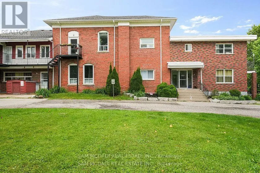 Multiplex at 104 - 15 FAULKNER STREET, Orangeville