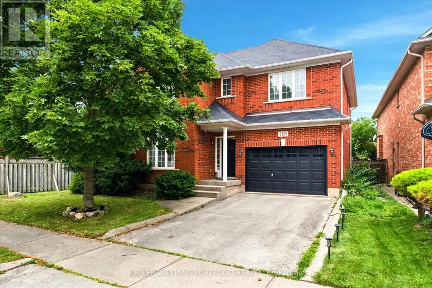 Detached at 2153 MEADOWGLEN DRIVE, Oakville