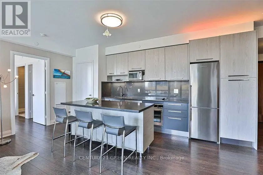 Apartment at 303 - 36 PARK LAWN ROAD, Toronto