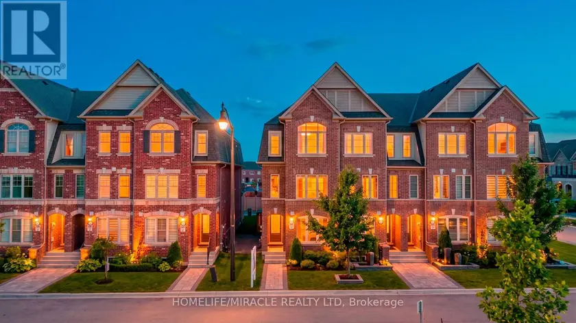 Townhouse at 11 FINEGAN CIRCLE, Brampton