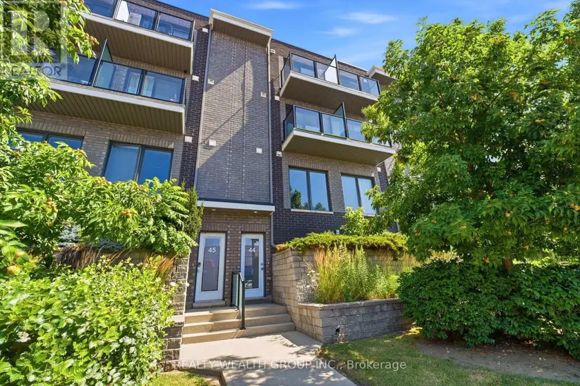 Townhouse at 44 - 2059 WESTON ROAD, Toronto
