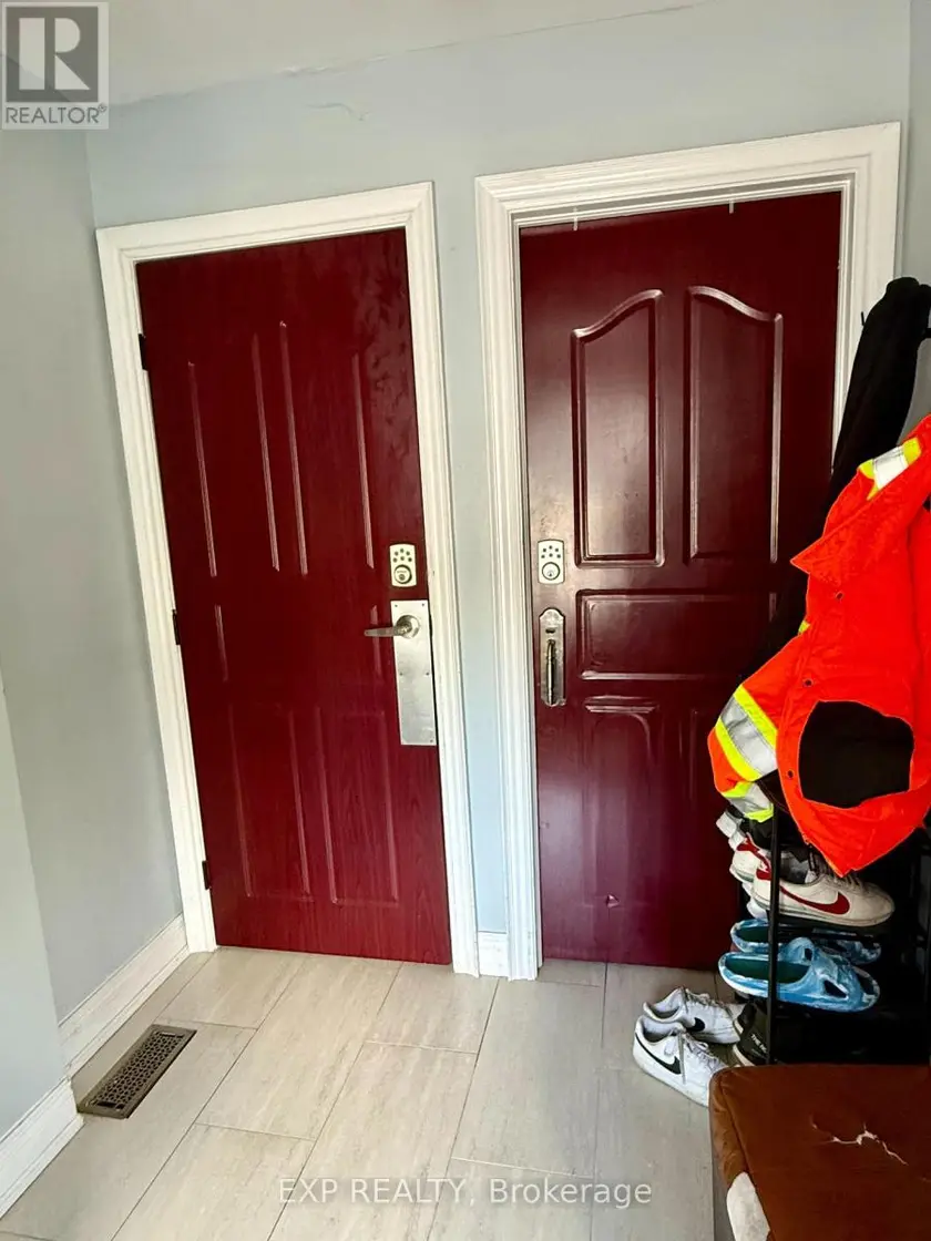 Semi-Detached/Link at UPPER - 132 BROOKHAVEN DRIVE, Toronto