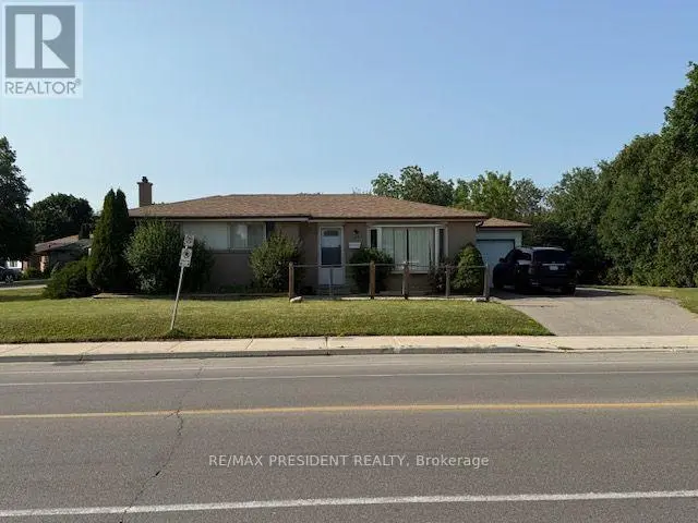 Detached at 45 BIRCHBANK ROAD, Brampton