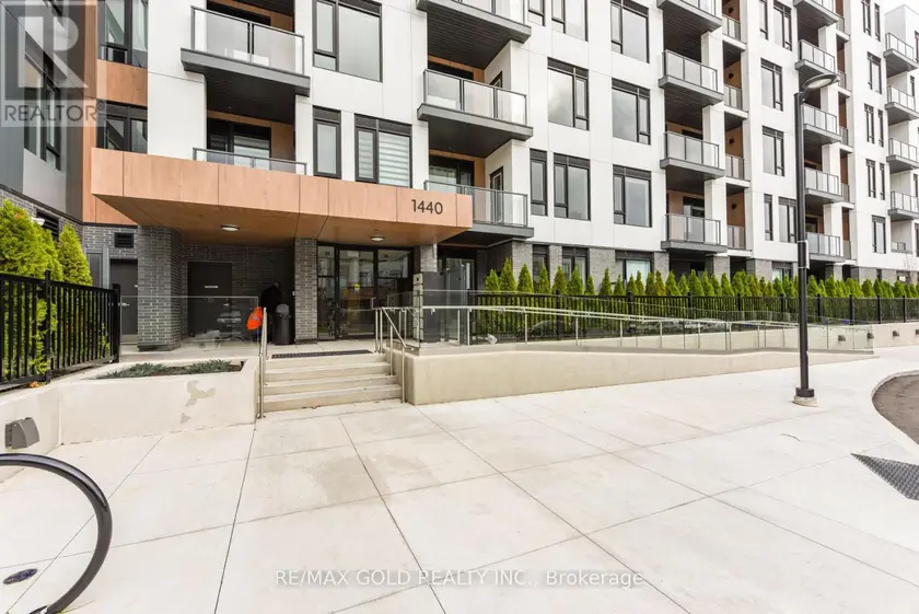 Apartment at 603 - 1440 CLARRIAGE COURT, Milton
