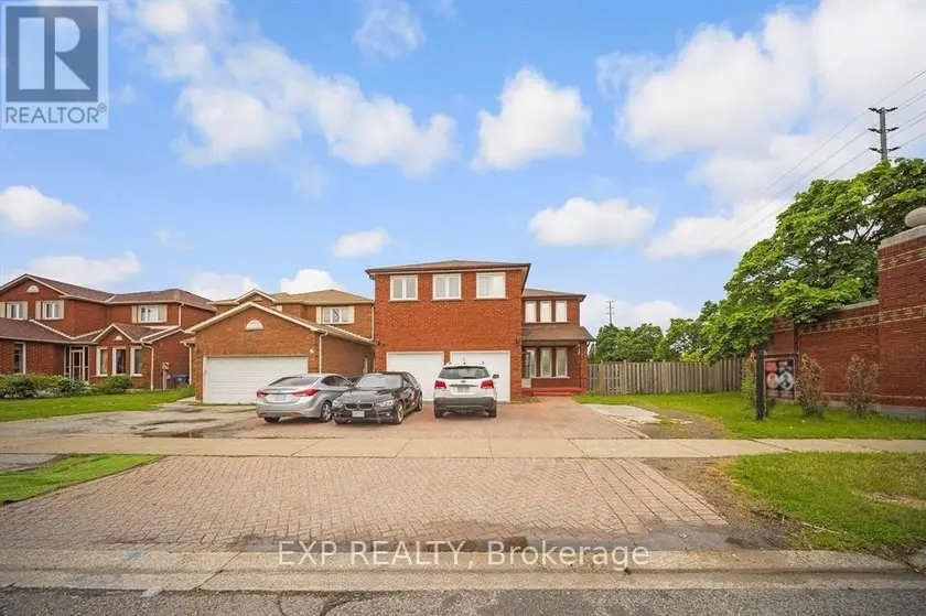 Detached at 692 HUNTINGTON RIDGE DRIVE, Mississauga