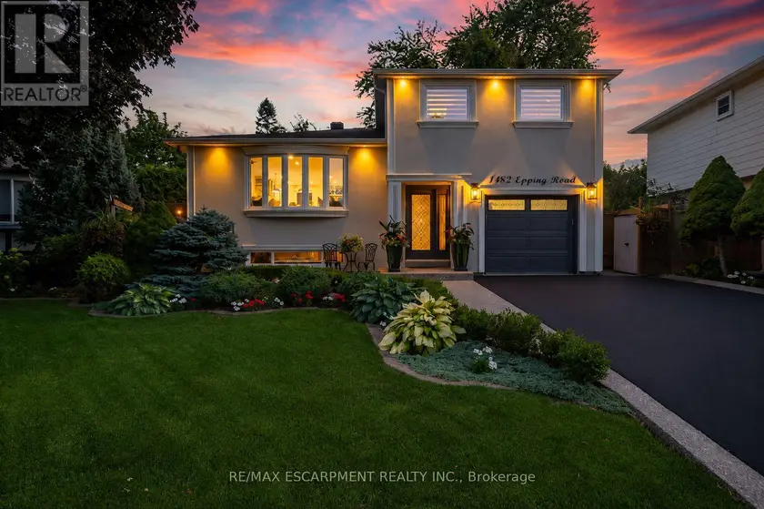 Detached at 1482 EPPING ROAD, Burlington
