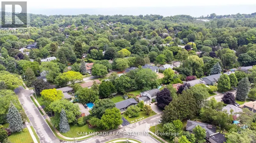 Detached at 927 INGERSOLL COURT, Mississauga