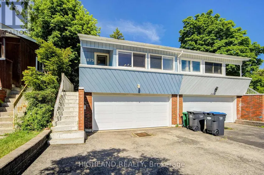 Semi-Detached/Link at 2075 SOUTH MILLWAY, Mississauga