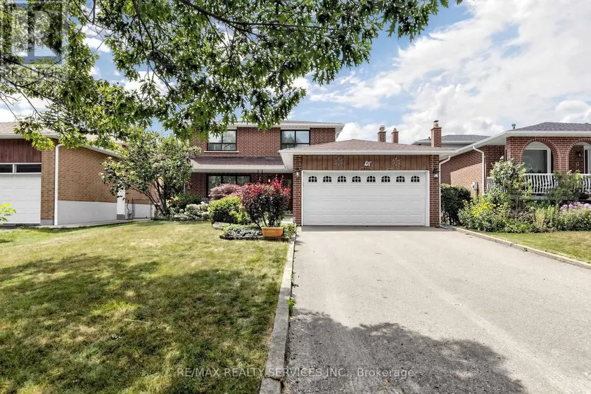 Detached at 25 MALCOLM CRESCENT, Brampton
