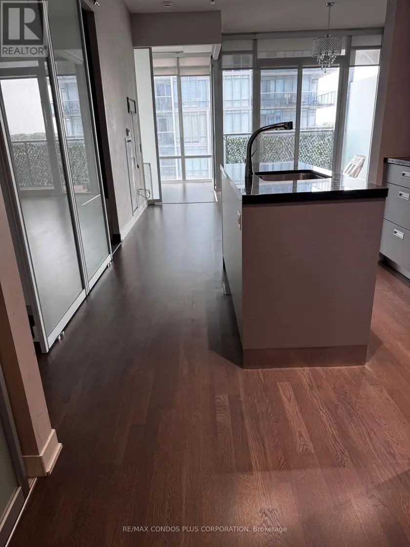 Apartment at 903 - 90 PARK LAWN ROAD, Toronto