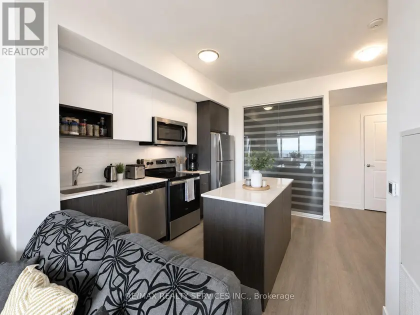 Apartment at 2108 - 202 BURNHAMTHORPE ROAD E, Mississauga