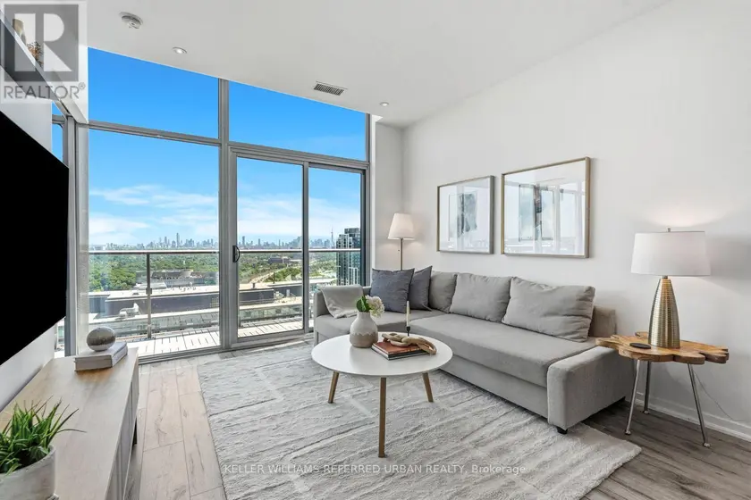 Apartment at PH3513 - 105 THE QUEENSWAY, Toronto (High Park-Swansea)